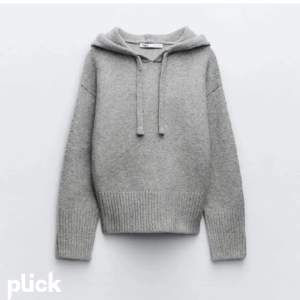 Säljer min stickade hoodie från Zara som aldrig kommit till användning, superfin o mysig💘