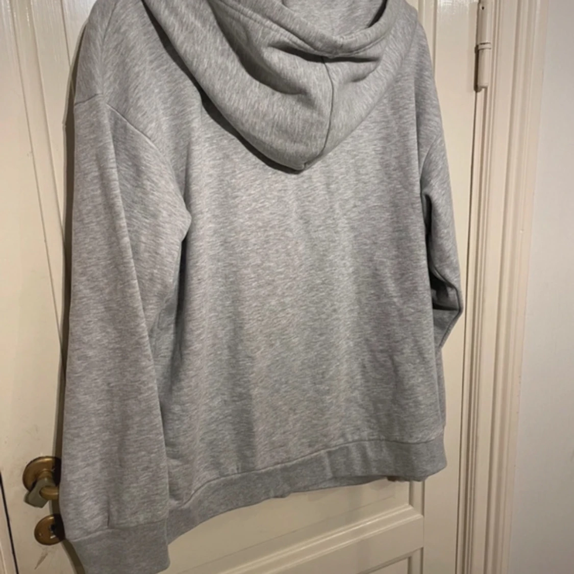 Grå sweatshirt  - 91