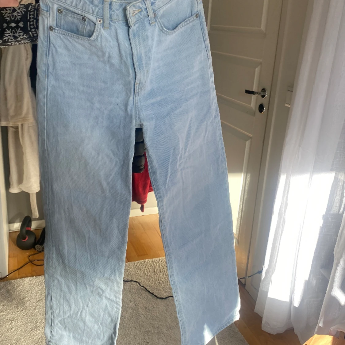 ljusblåa jeans - 90