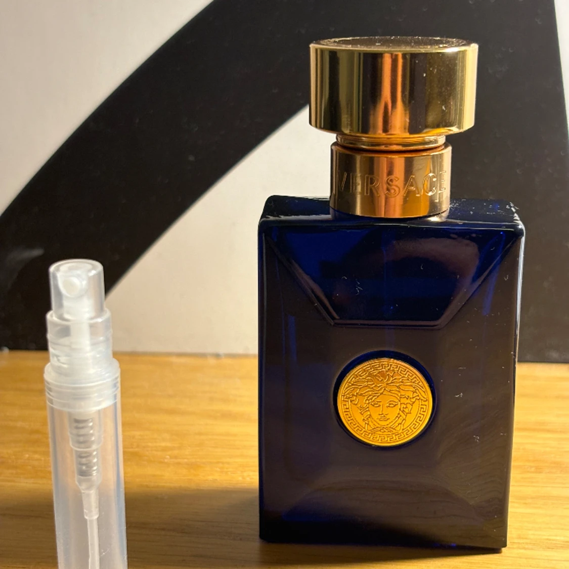 Versace Dylan blue sample