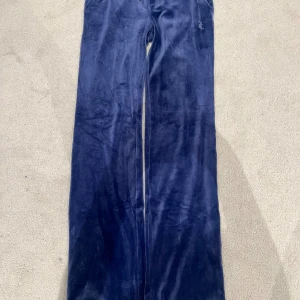 Juciy byxor  - Andvönda Max 5 gånger och är som i ny skick ! Pris kan diskuteras 