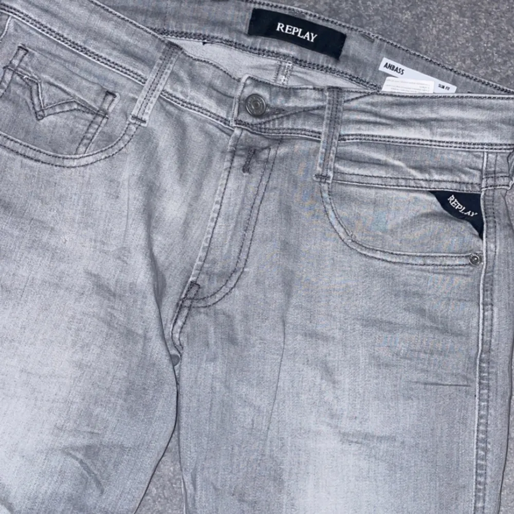 Helt nya! Tags följs med! Aldrig använda endast testade! Size 29X32, nypris 1800 . Jeans & Byxor.