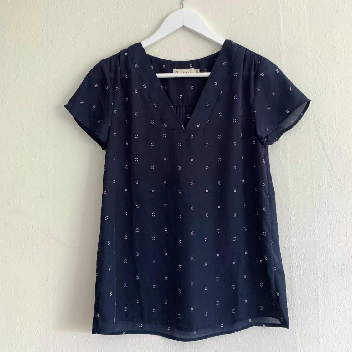 Mörkblå kortärmad blus