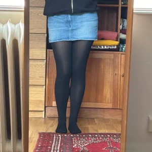 Mini skirt från Lee - Söt mini skirt från Lee, köpt secondhand men har tyvärr inte kommit till användning!🌟