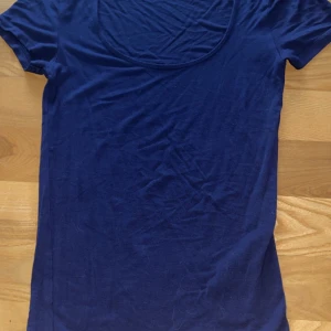 Tshirt - Super mjuk, stretchig fin t-shirt med bra passform (stryker innan jag postar)