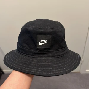 Nike bucket hat - Storlek S/M