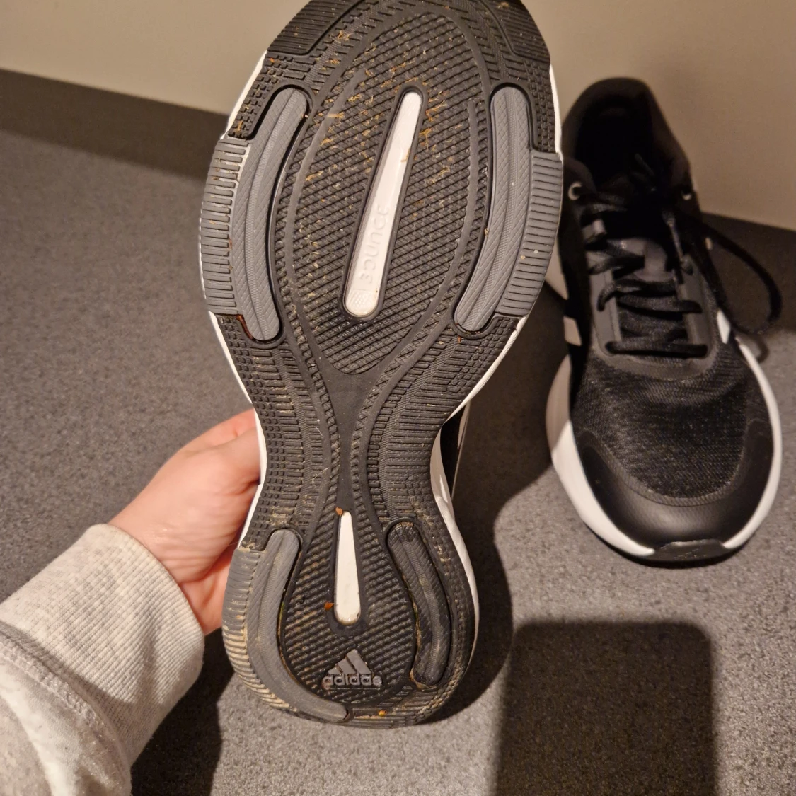 Adidas löparskor - 91