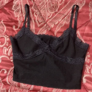 Svart topp - Enkelt topp, använd en gng