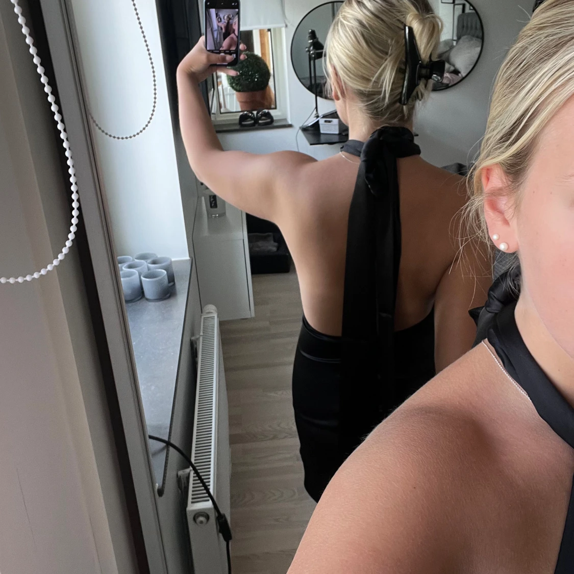 Kort svart klänning - 90