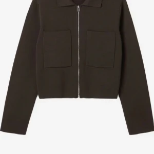 Åhlens cardigan CROSS - Cardigan från åhléns (från märker CROSS) Säljer en mörk blå (se sista bild). Bra skick, inga defekter! Nypris 599kr 