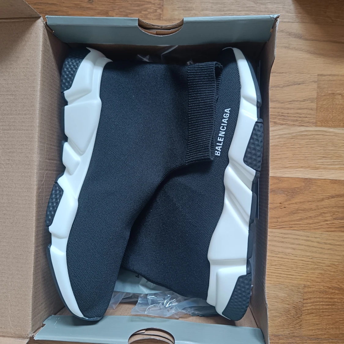 Svarta runners | strl. 44