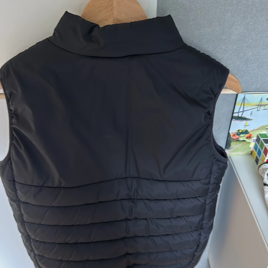 Svart dunväst från Lyle & Scott Junior - 2