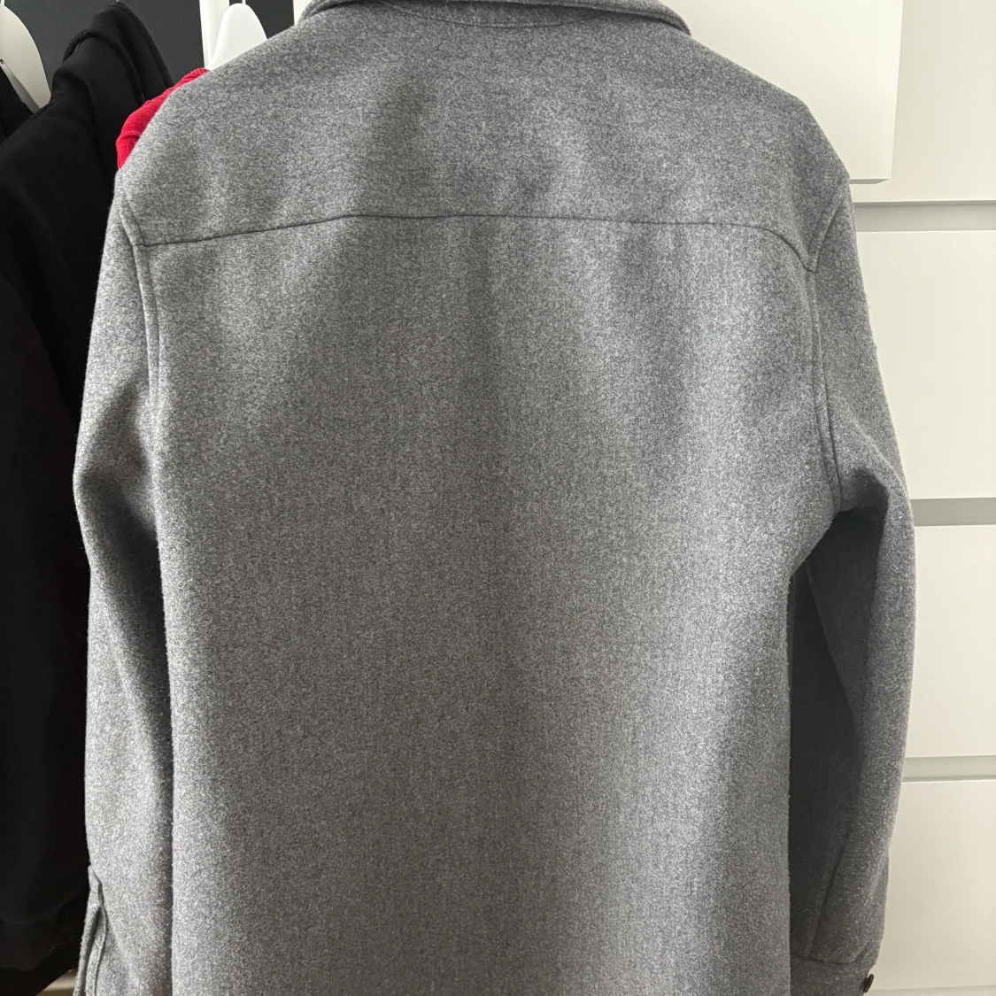 Grå jacka  - 1