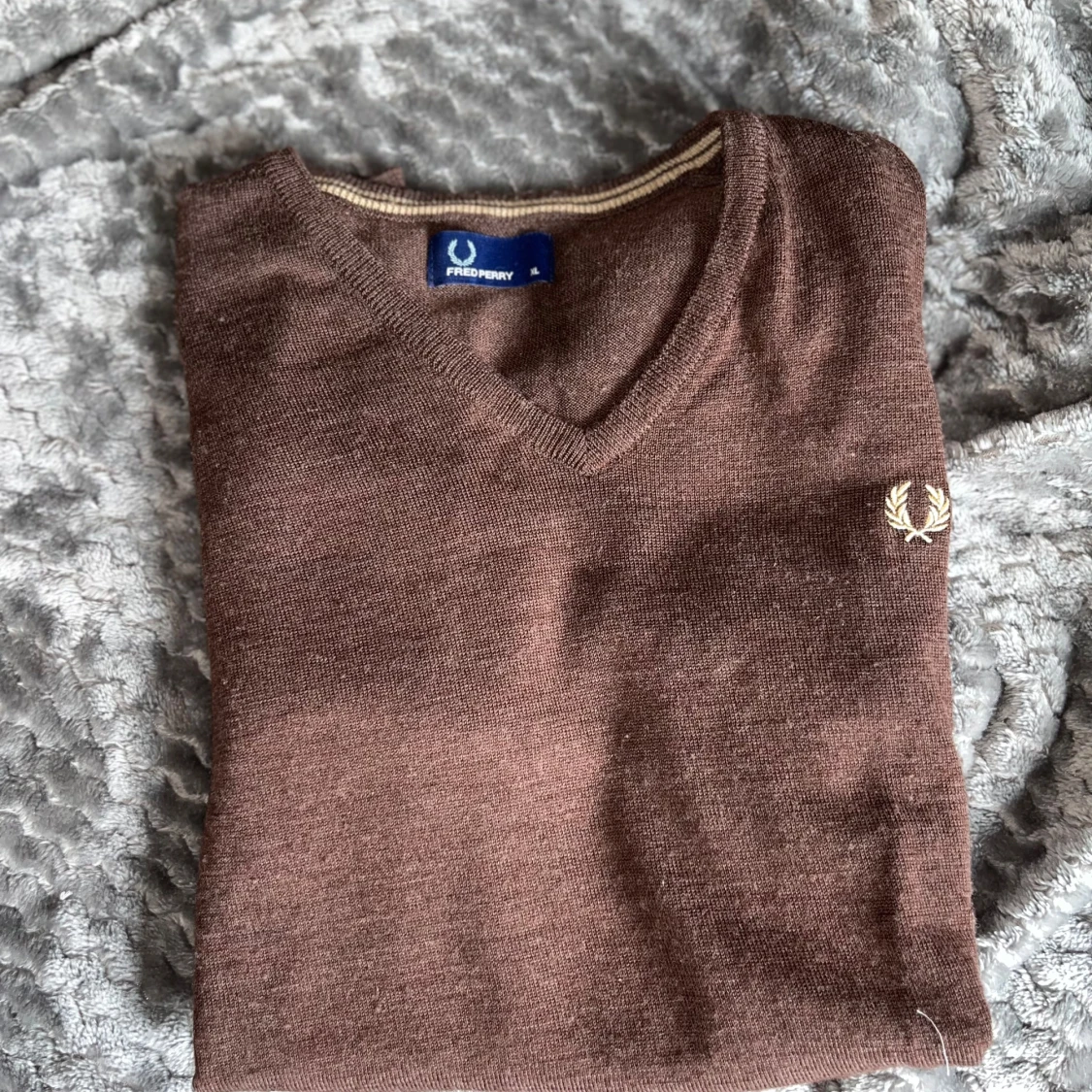 Brun tröja från Fred Perry