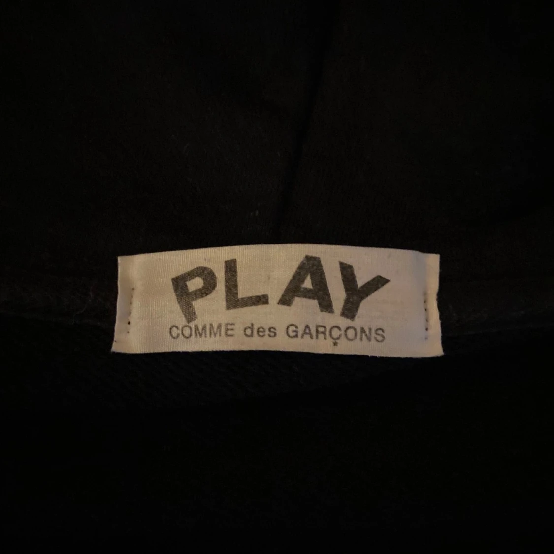 Svart zip hoodie från Comme des Garçons Play - 93