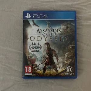 Assassin's Creed Odyssey - Följ med på ett episkt äventyr i antikens Grekland! Välj din egen väg, kämpa mot mytiska fiender och upptäck hemligheter i en värld full av action och mysterier. Perfekt för dig som gillar spänning och historiska miljöer.
