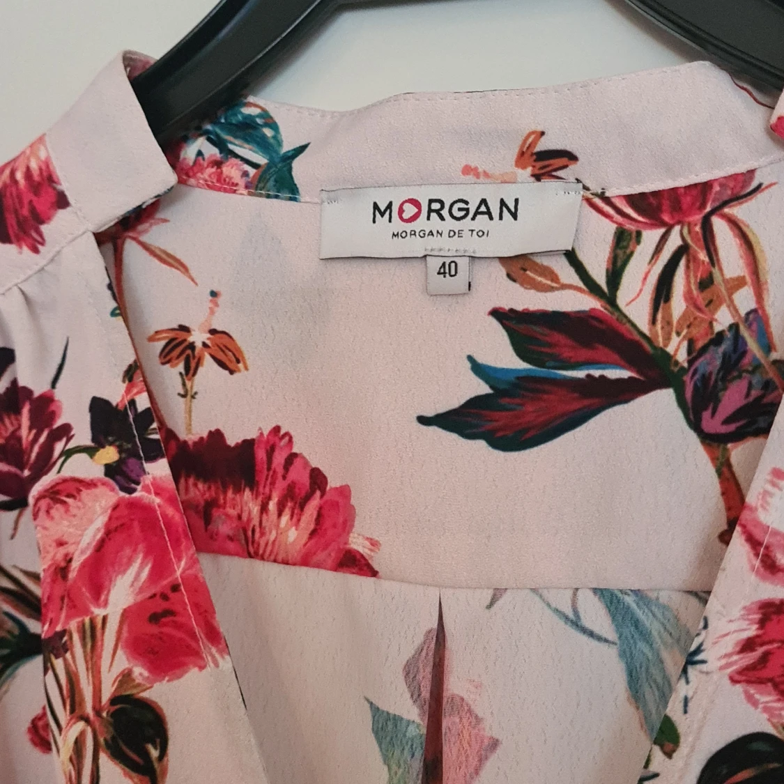 Mönstrad blus från Morgan i storlek 40 - 1