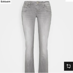 Gråa ltb jeans valerie  - Säljs då jag inte använder dem längre 💞 nypris runt 600-700 kr