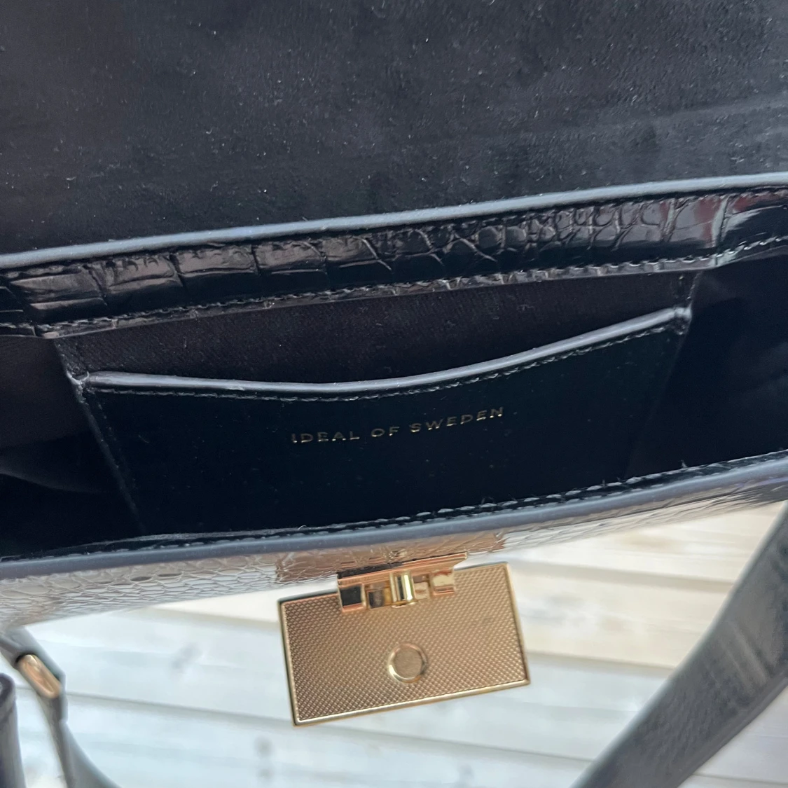 Svart axelväska från Ideal of Sweden Ny - 3
