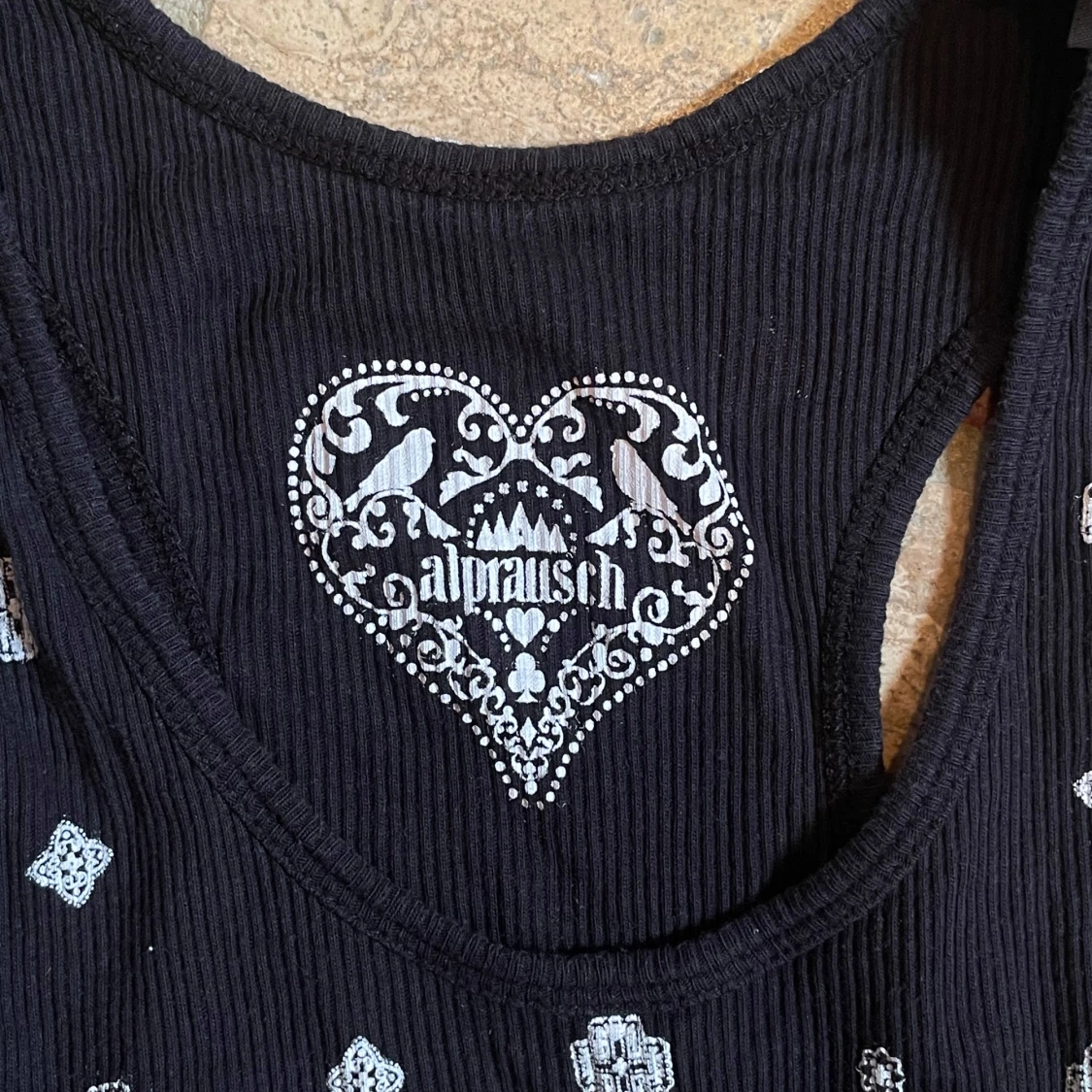 Svart ribbat linne - 2