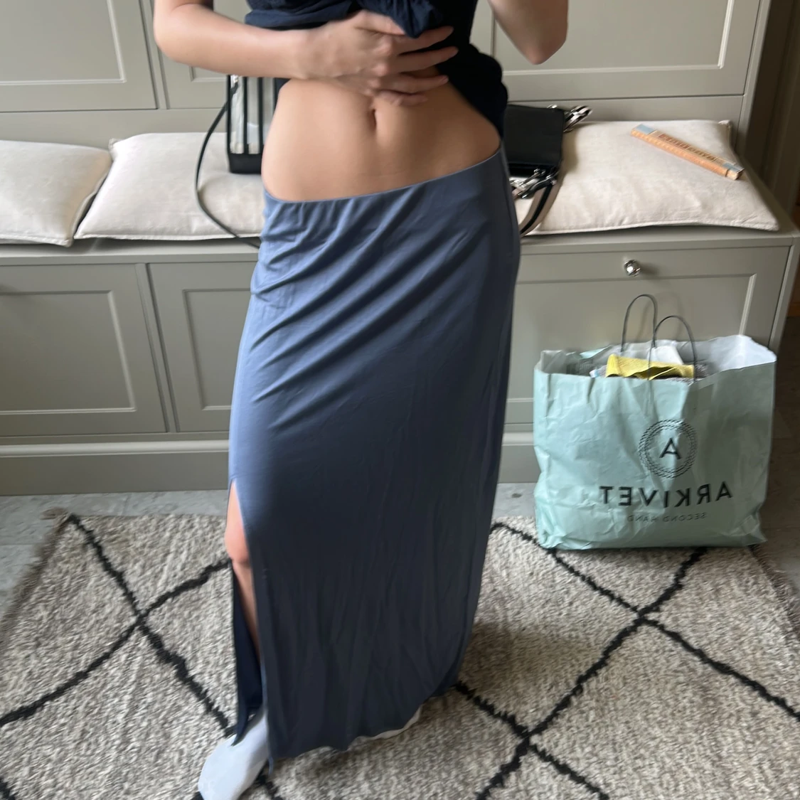 Blå långkjol med slits från Filippa K