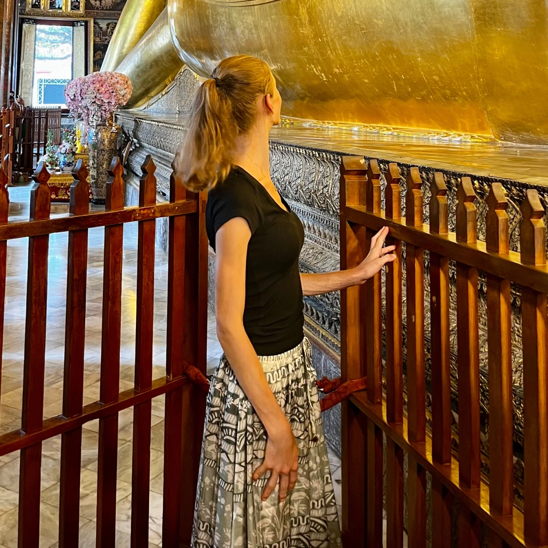 Grönvit långkjol med mönster - 2