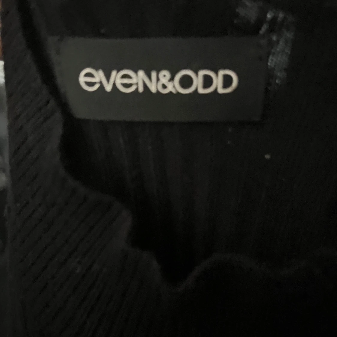 Svart ribbad stickad tröja Even&Odd - 2