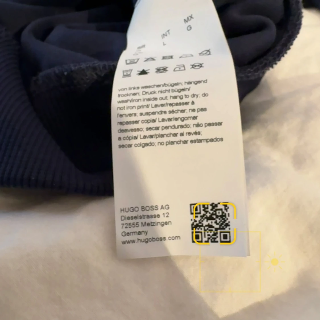 Blå hoodie från Hugo Boss med logga - 2