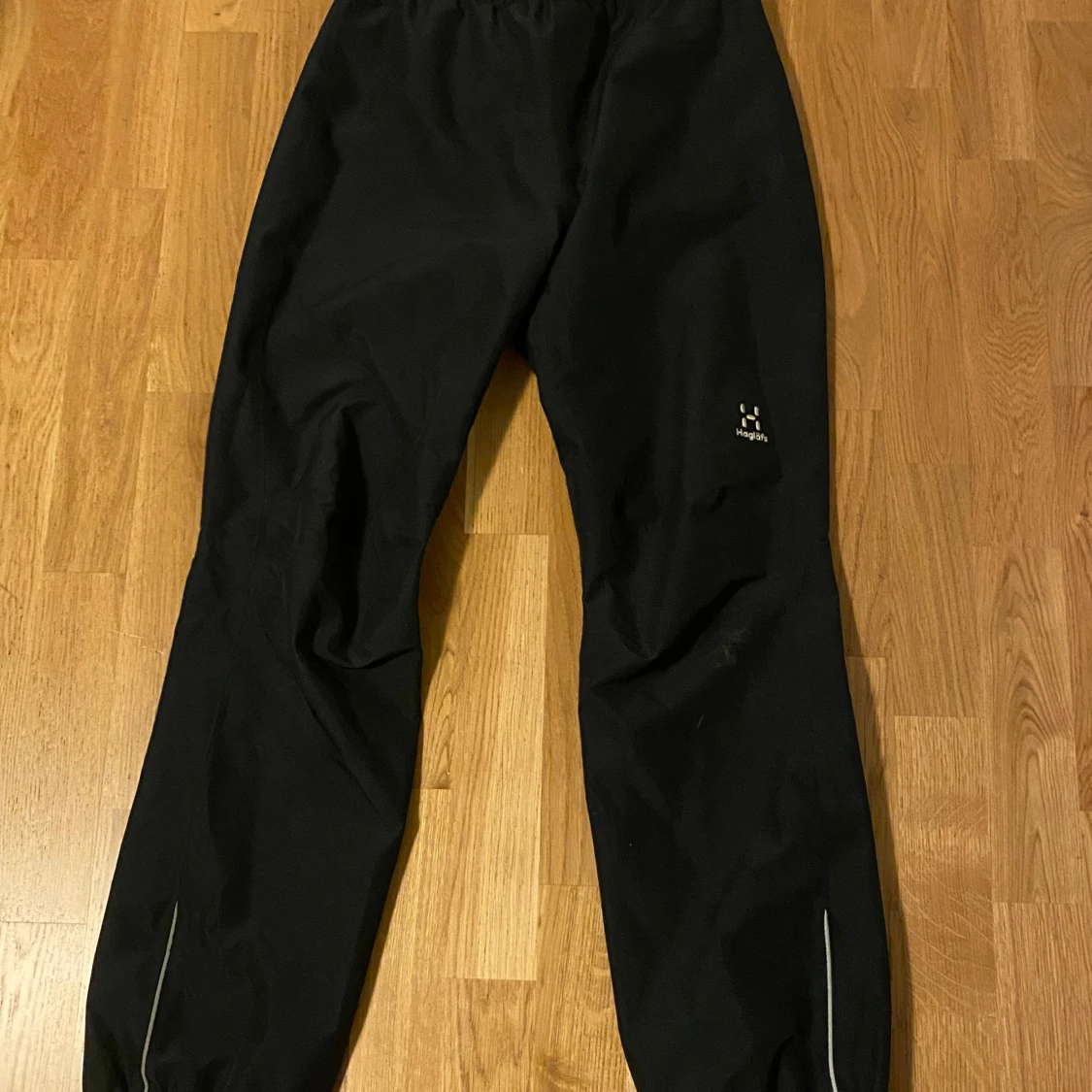Svarta vindbyxor från Haglöfs