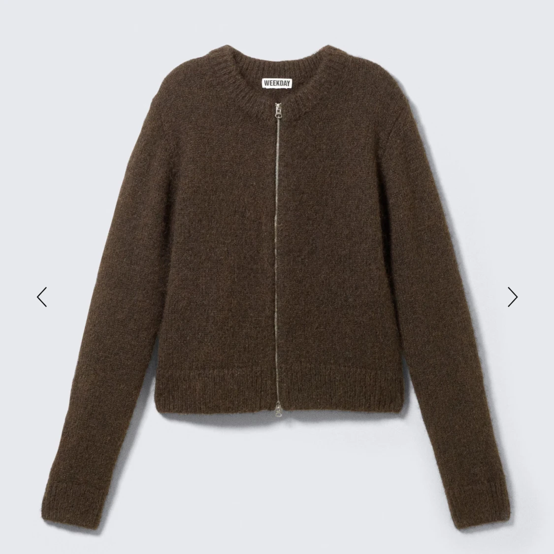 Brun stickad kofta från Weekday