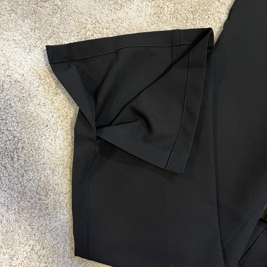 Svarta bootcut kostymbyxor BikBok - 1