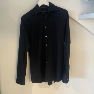 Eton skjorta - Riktigt fin skjorta från märket Eton😊 skjortan är i nyskick🤩