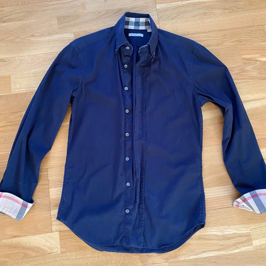 Mörkblå skjorta från Burberry Brit - 1