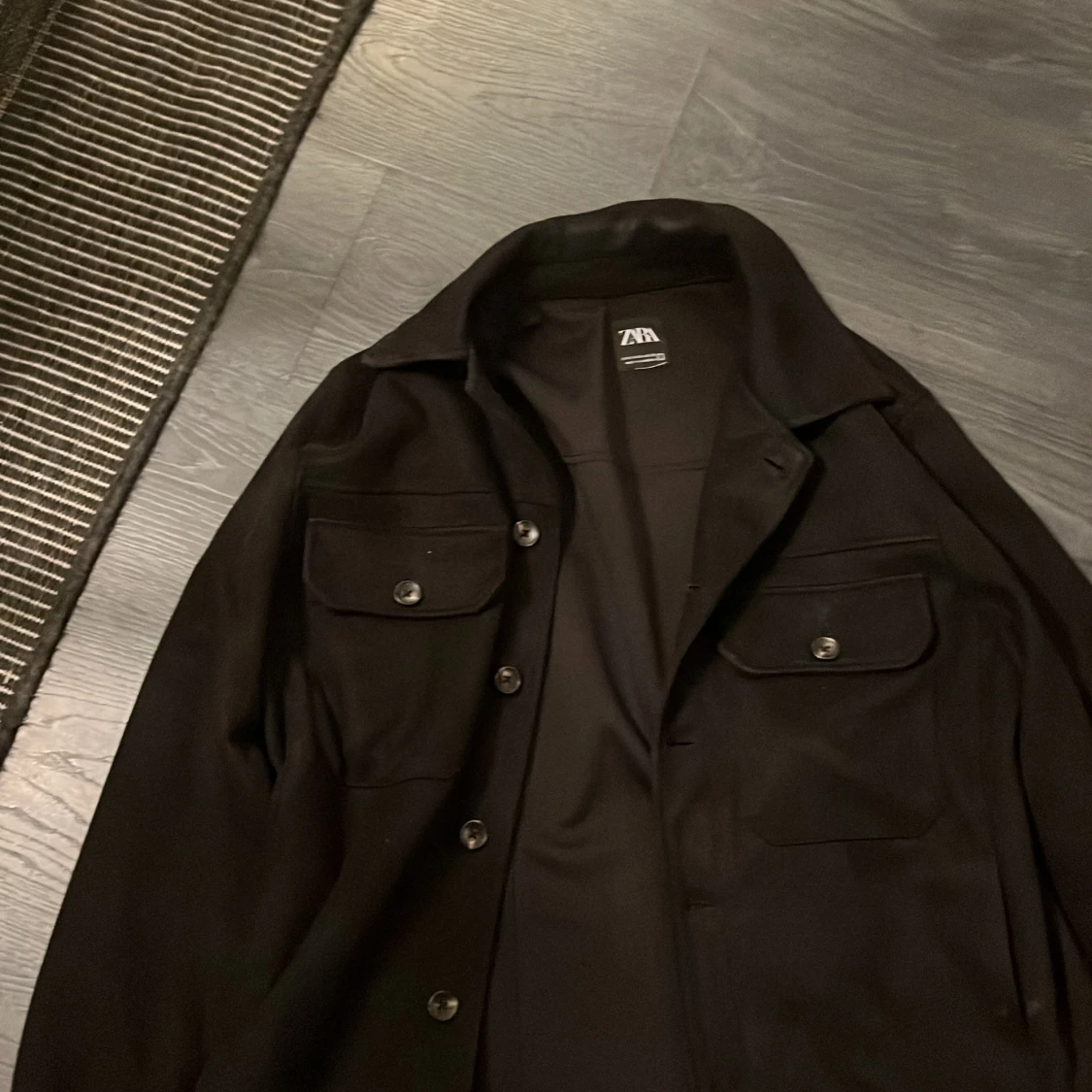 Svart overshirt från Zara - 1