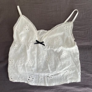 Vit linnetopp -  använd ett fåtal gånger 