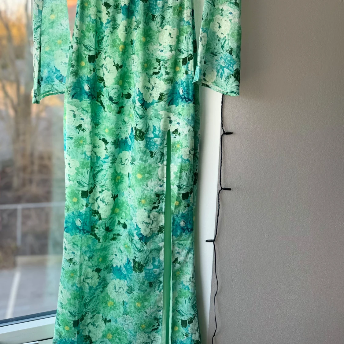 Grön blommig klänning från Adoore - 1