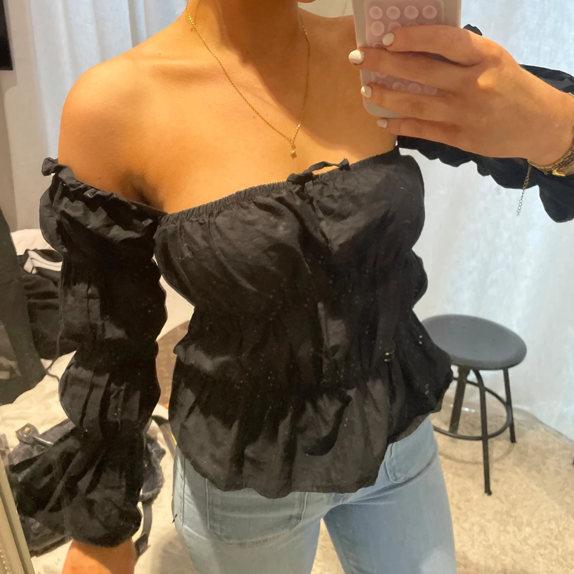 Svart offshoulder blus - 3