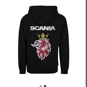 Söker scania hoodie me tryck fram o bak - Nån som har lust o sälja mig en scania hoodie i bra skick för max 300 kr