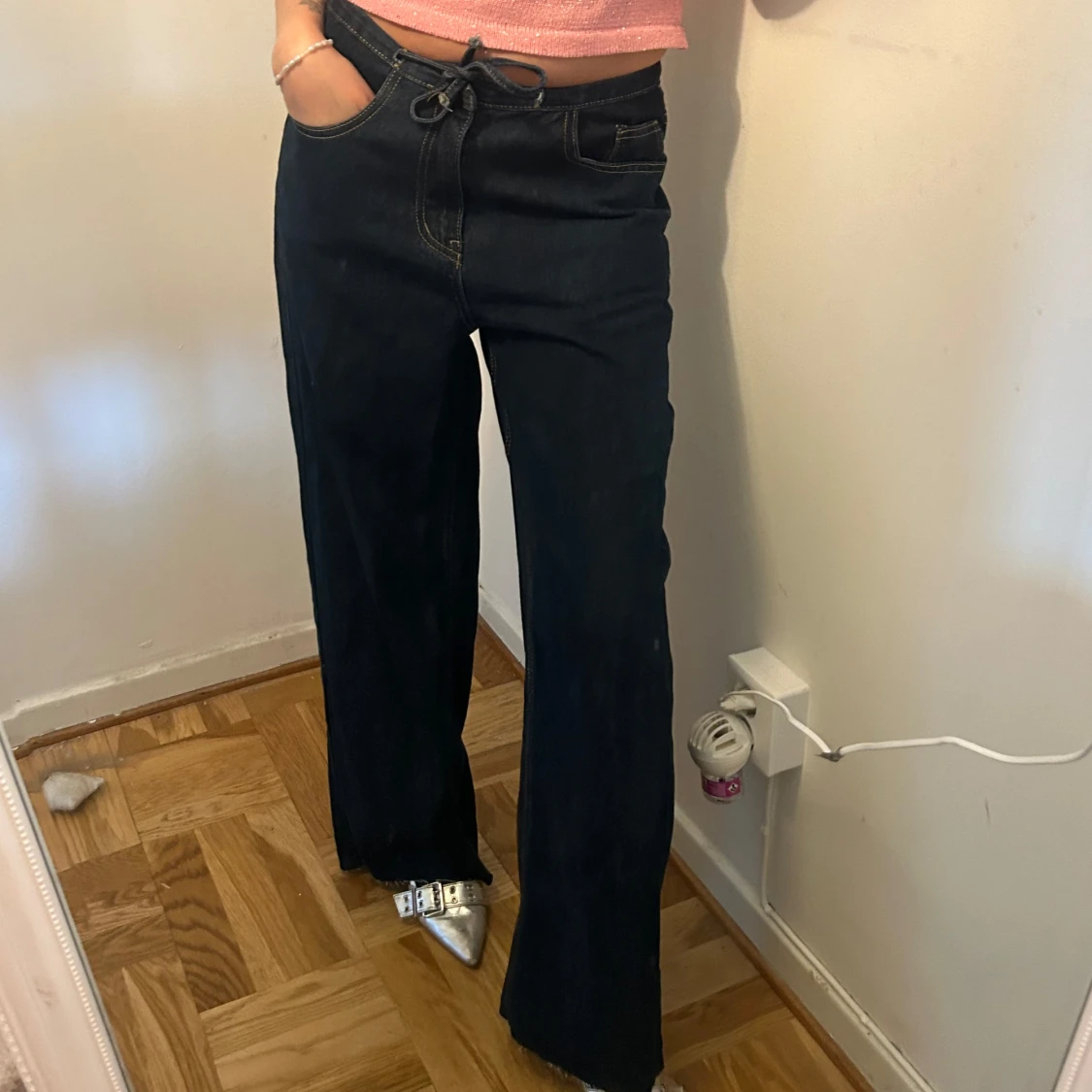 Mörkblå wide jeans med snörning - 2