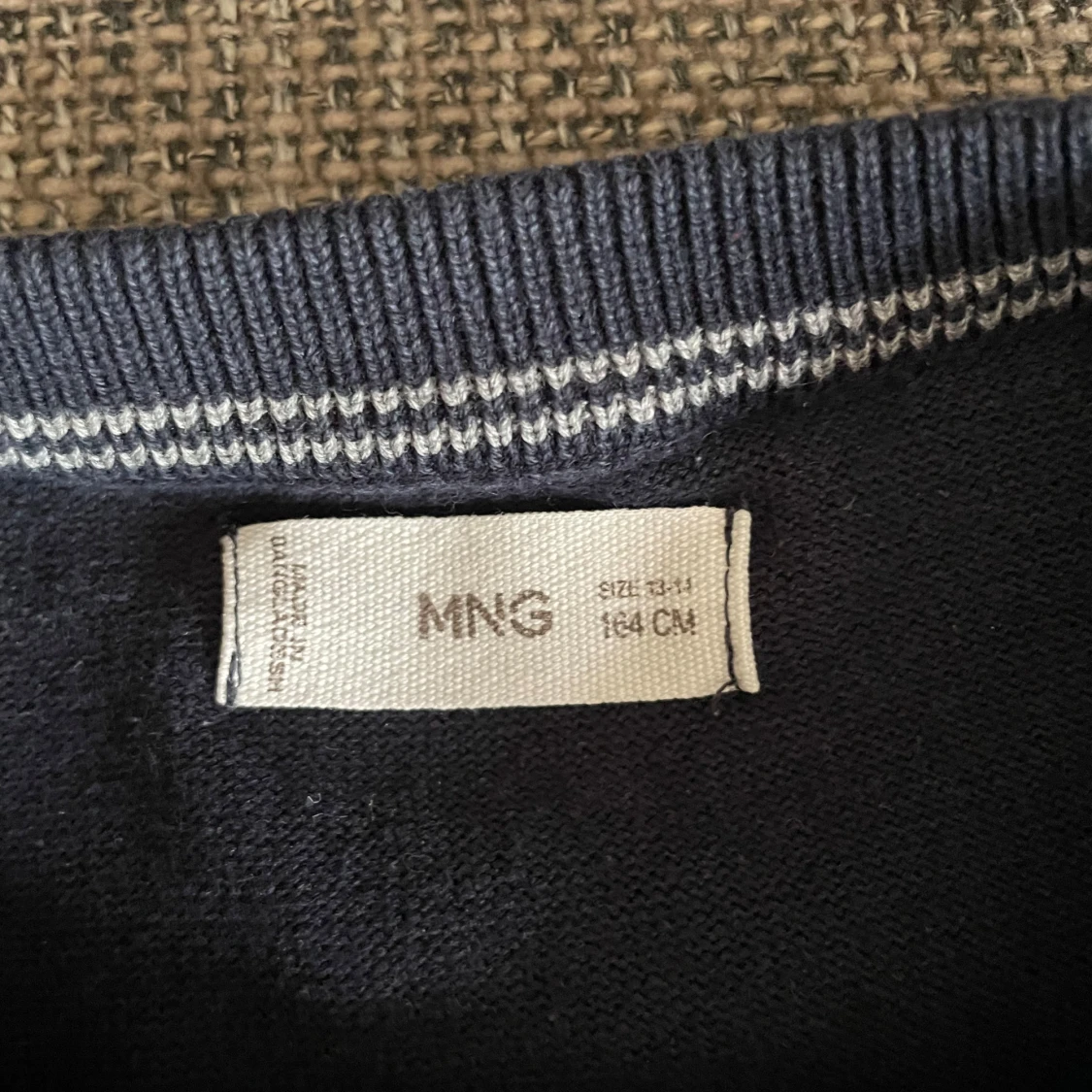 Mörkblå tröja från MNG - 2