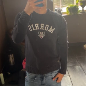 Stickad Morris tröja - Snygg stickad morris tröja, bra skick, passar 170-175