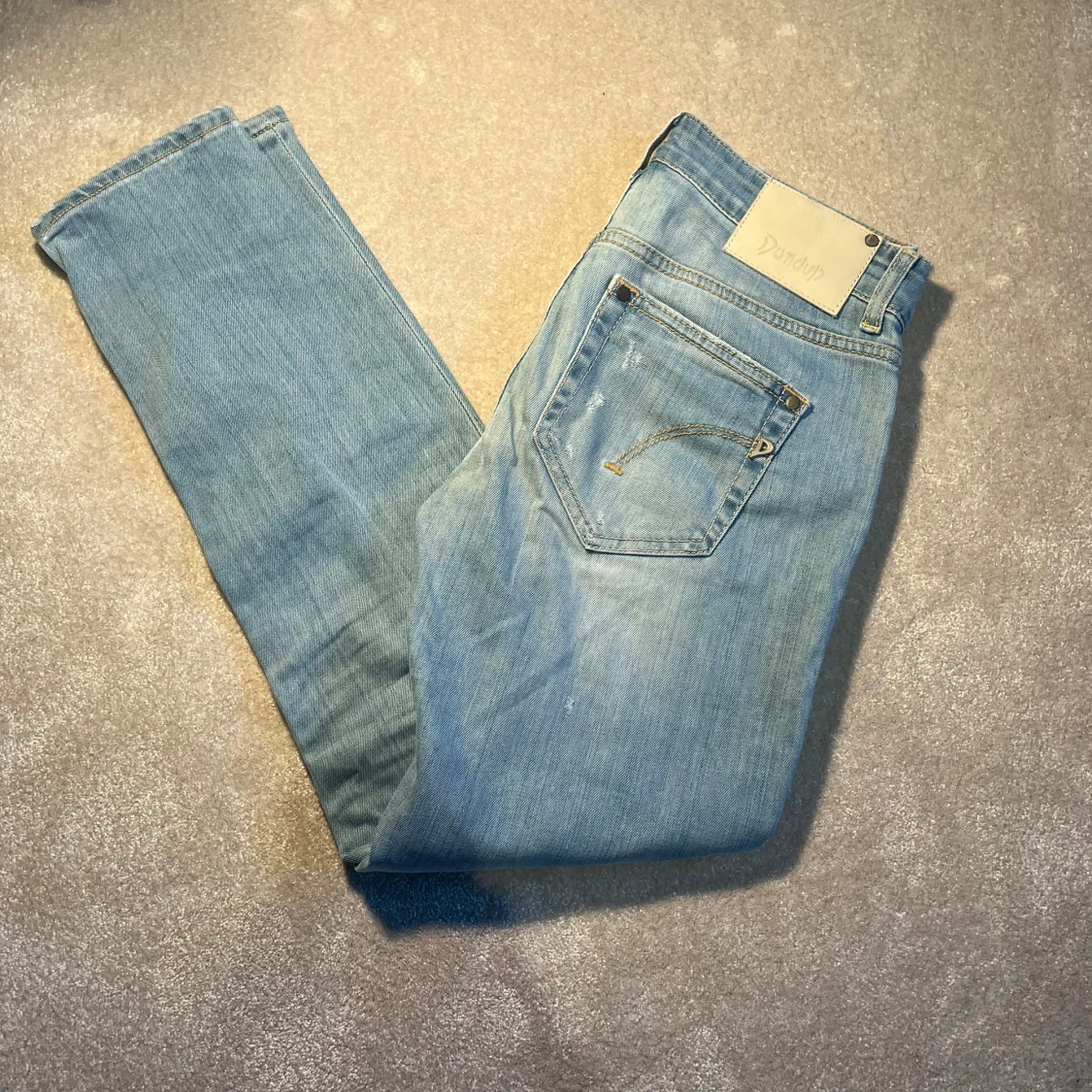 Dondup med slitningar - 3