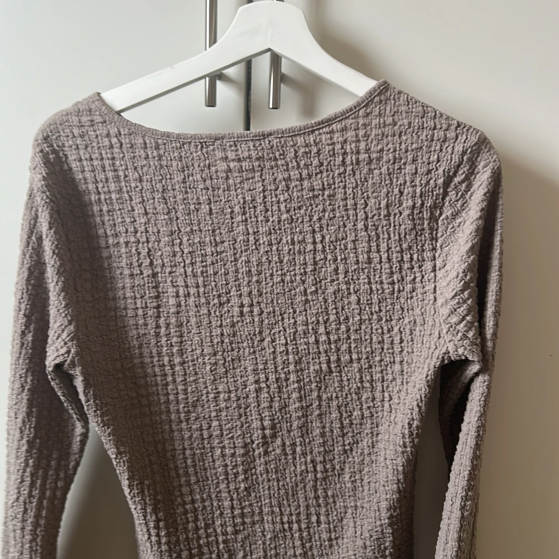 Beige långärmad tröja från 157 - 1