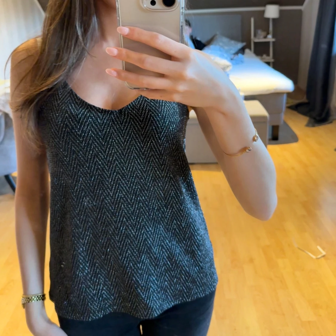 Svart glittrigt linne - 1