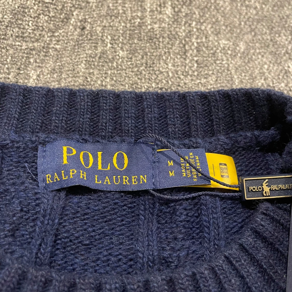 Polo sweatshirt  - 1