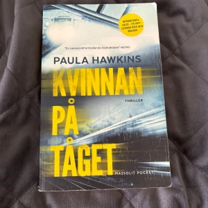 Bok ”Kvinnan på tåget” - Bok som är i ett mycket bra skick 