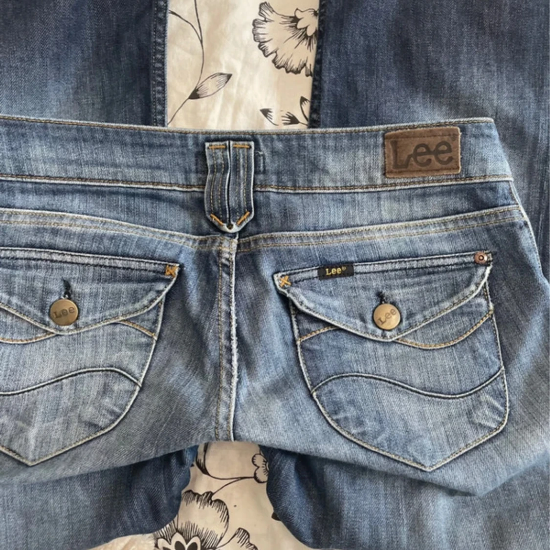 Low waist bootcut Lee jeans