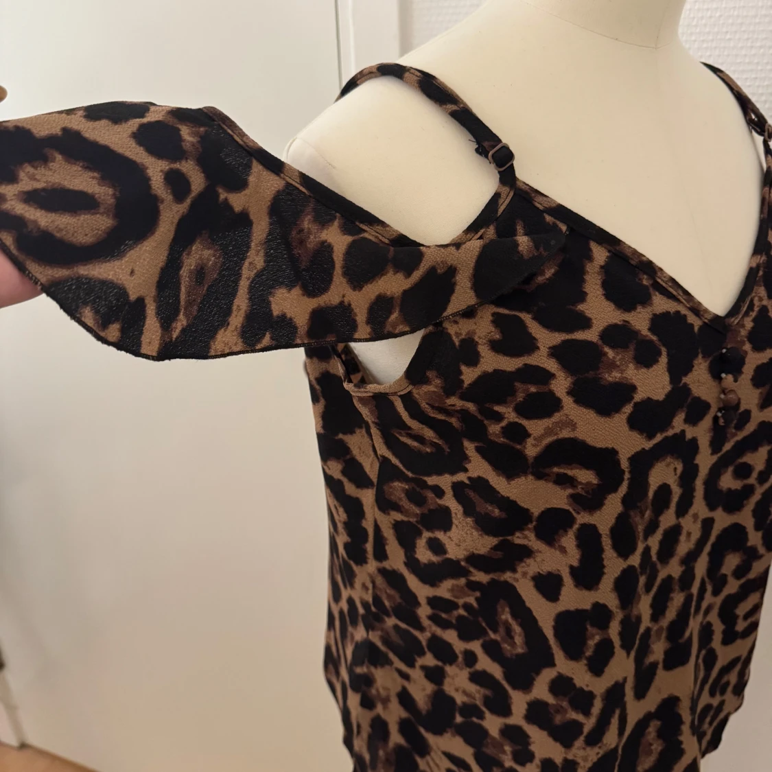 Leopardmönstrad blus /topp XS - 2