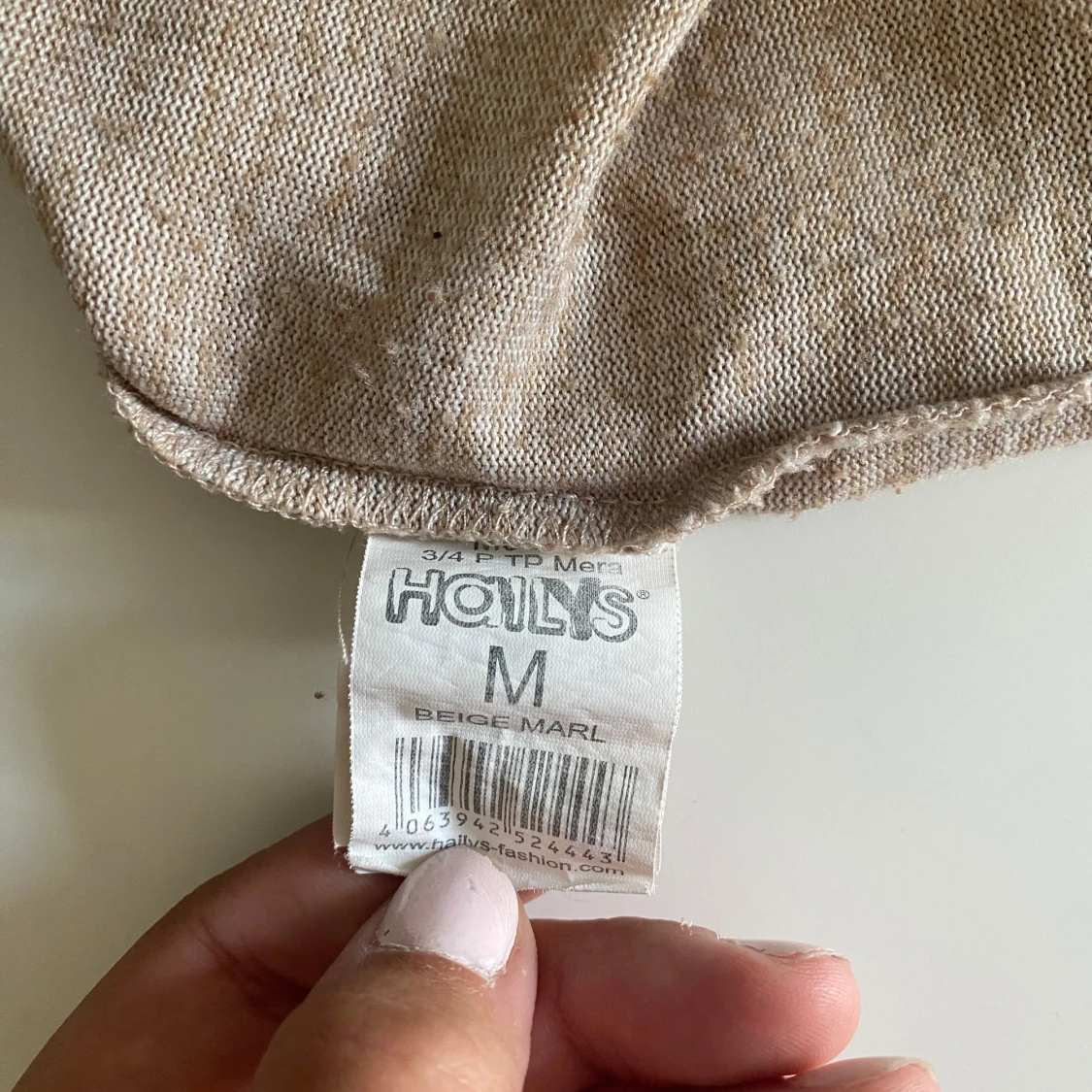 Beige loose stickad tröja från Hailys - 3