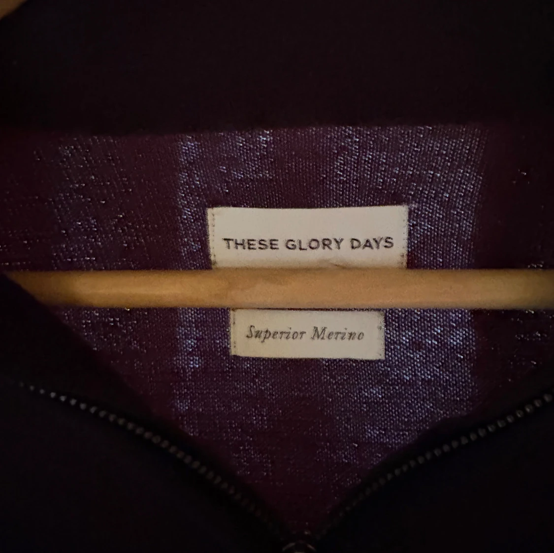 Mörkblå merinoulltröja These Glory Days - 1